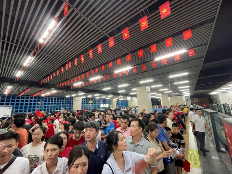 ទីក្រុងហាណូយ Metro ដំណើរការពេញមួយយប់ដើម្បីបម្រើប្រជាជននៅថ្ងៃឈប់សម្រាកថ្ងៃទី 2 ខែកញ្ញា -0