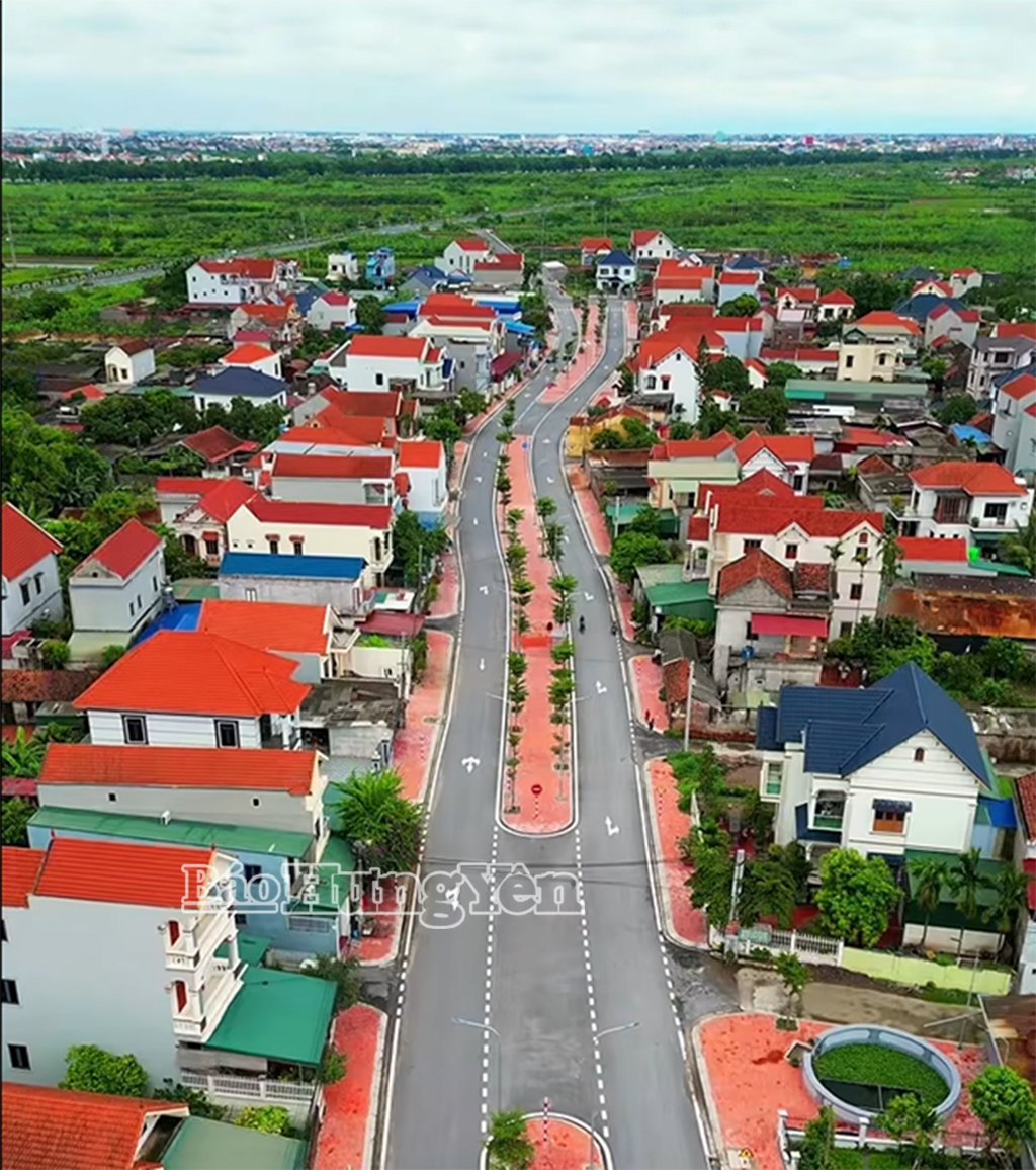Grâce au soutien de la population, les routes rurales du village de Khoa Nhu 2 ont été investies et construites pour être spacieuses et modernes.