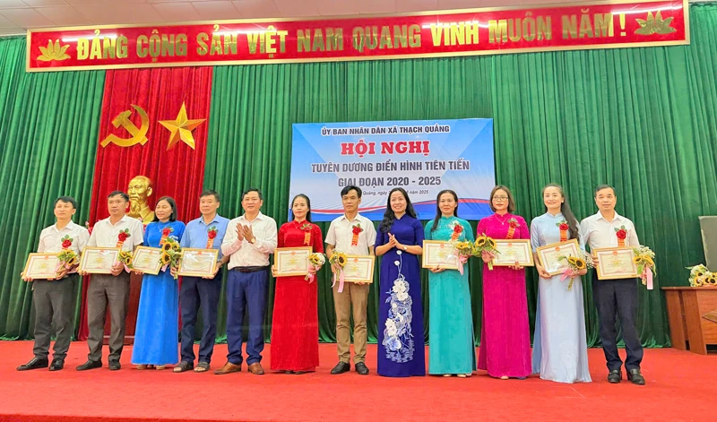 ឃុំថាច់ក្វាង សរសើរគំរូជឿនលឿនក្នុងដំណាក់កាល ២០២០-២០២៥