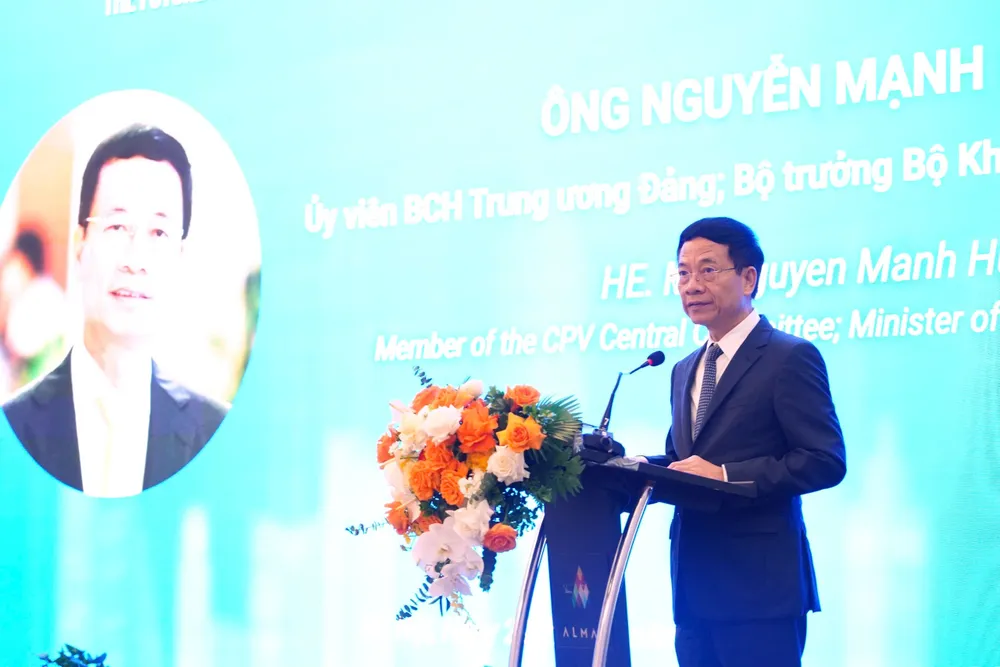 Anh dien dan KHCN 3.jpg