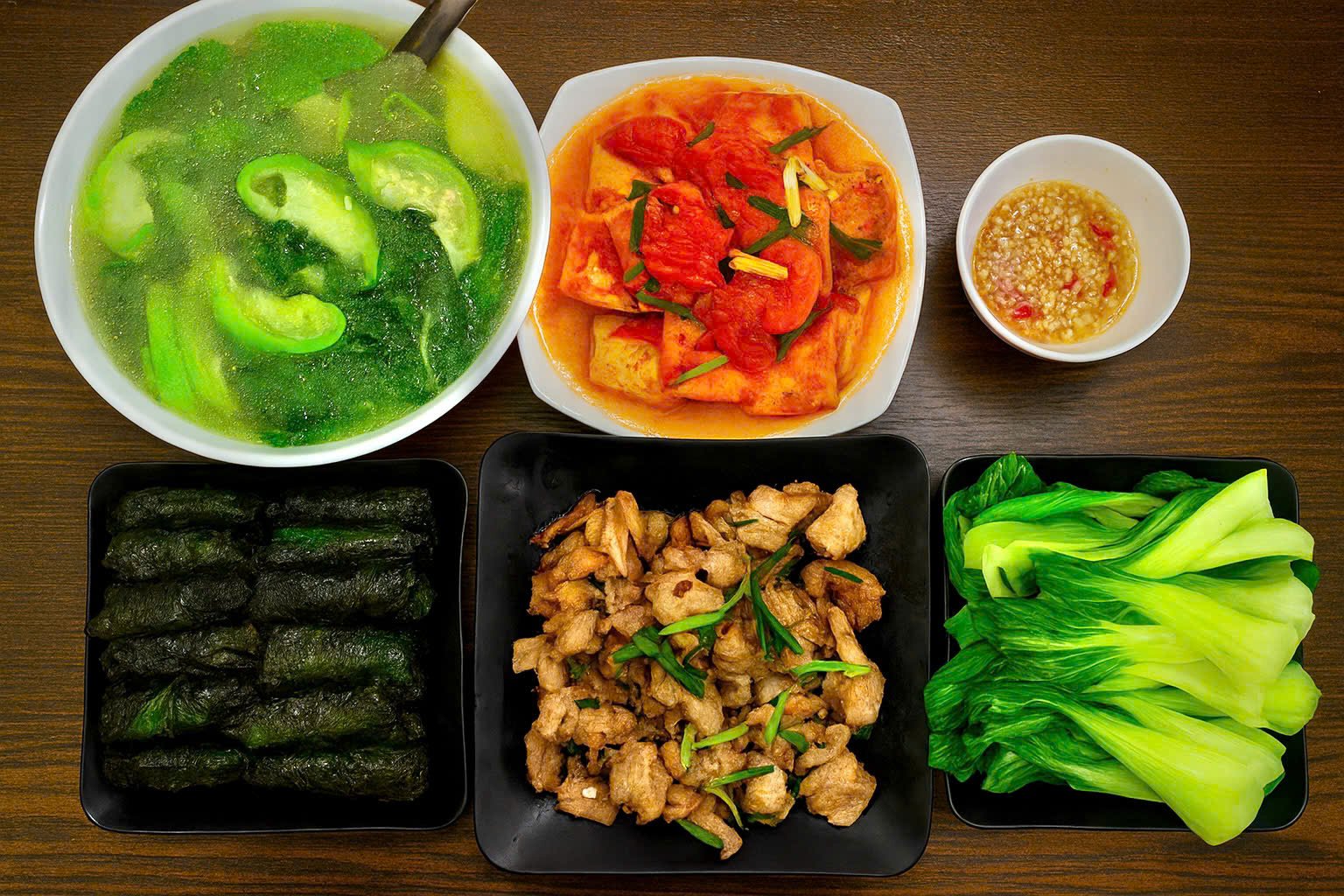 Mâm cơm gia đình - Ảnh 39.