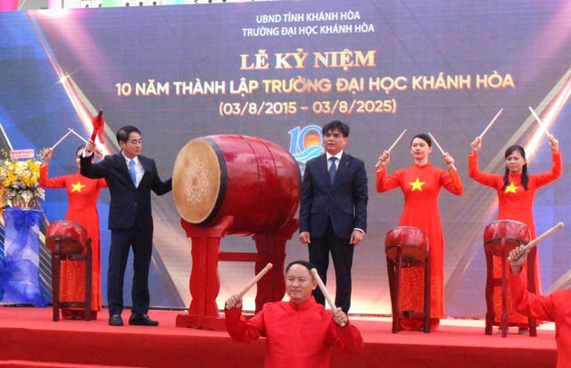 ĐH Khánh Hòa mở chương trình đào tạo thạc sĩ toán học- Ảnh 1.