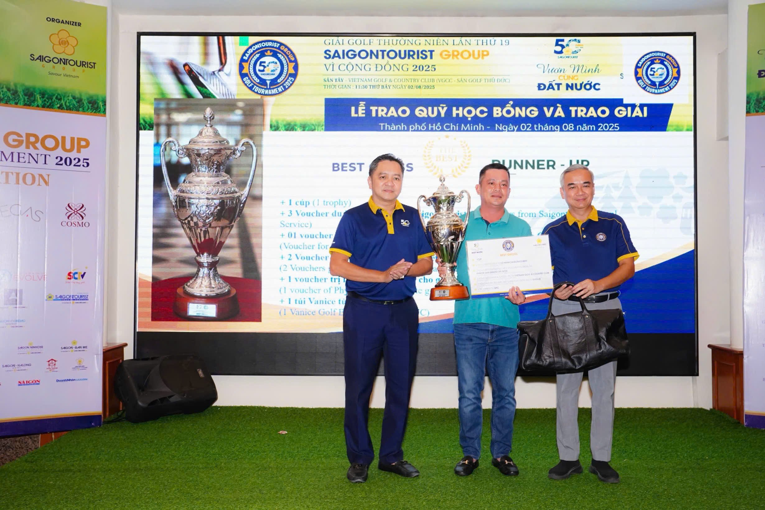 Giải golf Saigontourist Group vì cộng đồng: Hấp dẫn và đầy nhân văn- Ảnh 3.