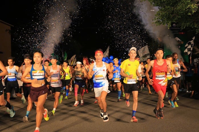 Ngày rộn ràng ở núi Bà Đen- Ảnh 2.