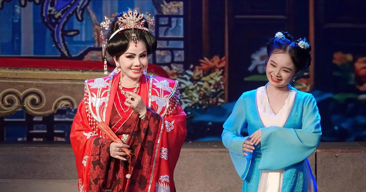 Diễn viên Hồng Quyên: Hành trình nối nghiệp gia đình