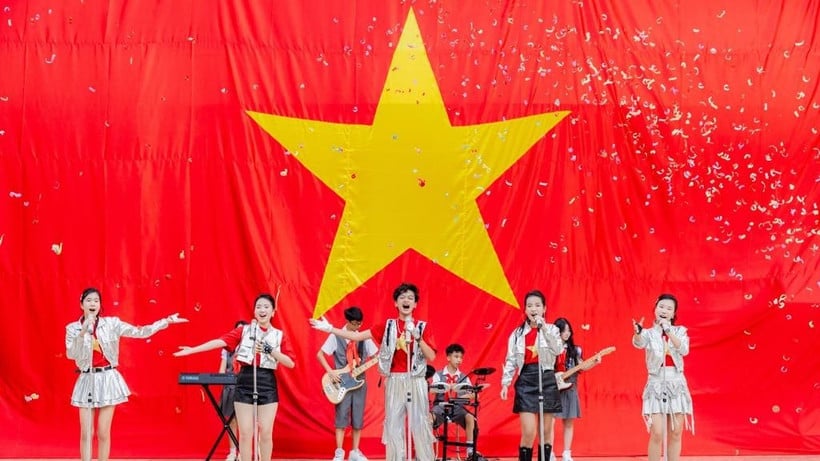 Programme artistique « Le patriotisme à votre façon ».