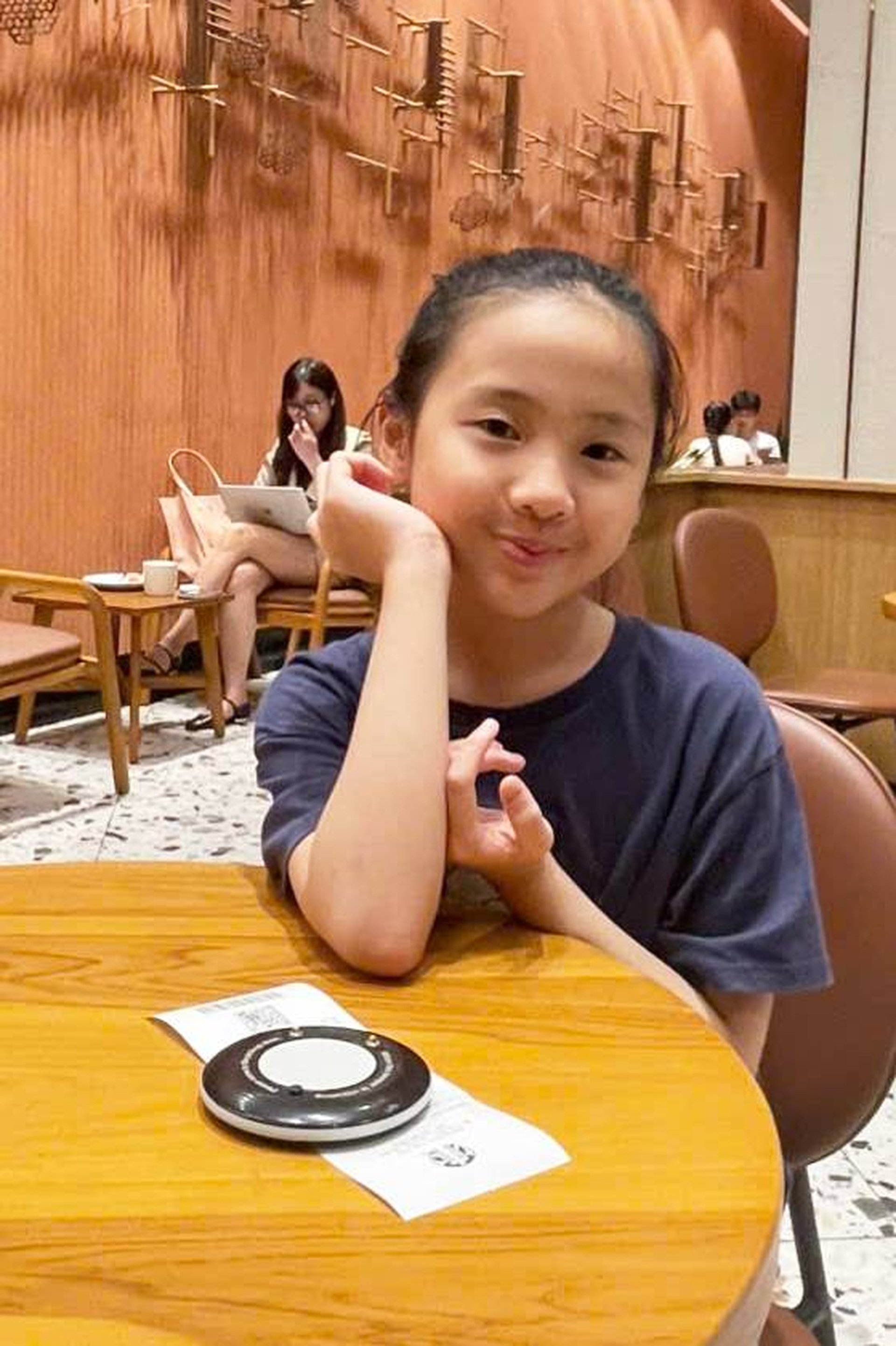 Cô bé 11 tuổi đạt IELTS 7.5 dù không đi học thêm: Bí quyết là gì? - 4