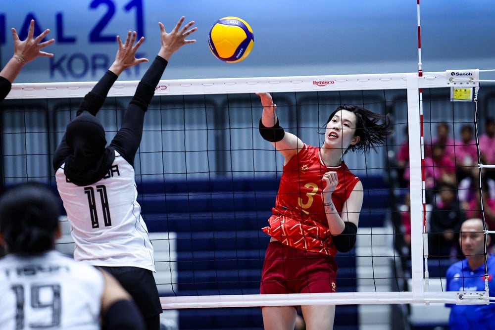 Thanh Thuy Vietnam Volleyball.jpg
