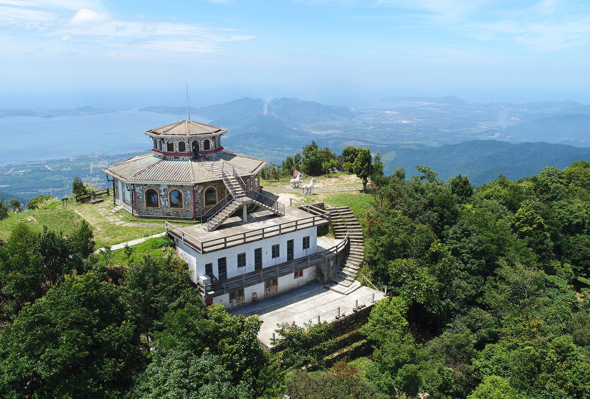 Complete and detailed 3-day, 2-night Hue travel experience