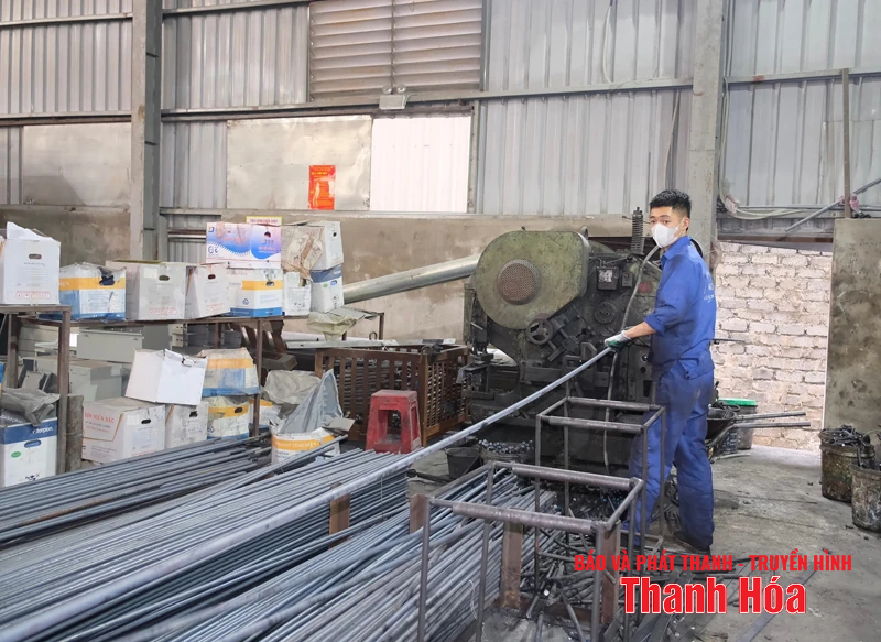 Promoting the application of science and technology in private enterprises