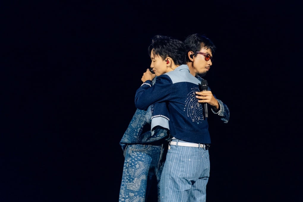 Hoàng Dũng lần đầu kết hợp cùng Đen, tương tác gây sốt tại concert - 3