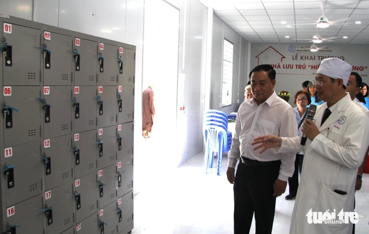 Bệnh viện xây nhà nghỉ miễn phí cho người nghèo - Ảnh 2.
