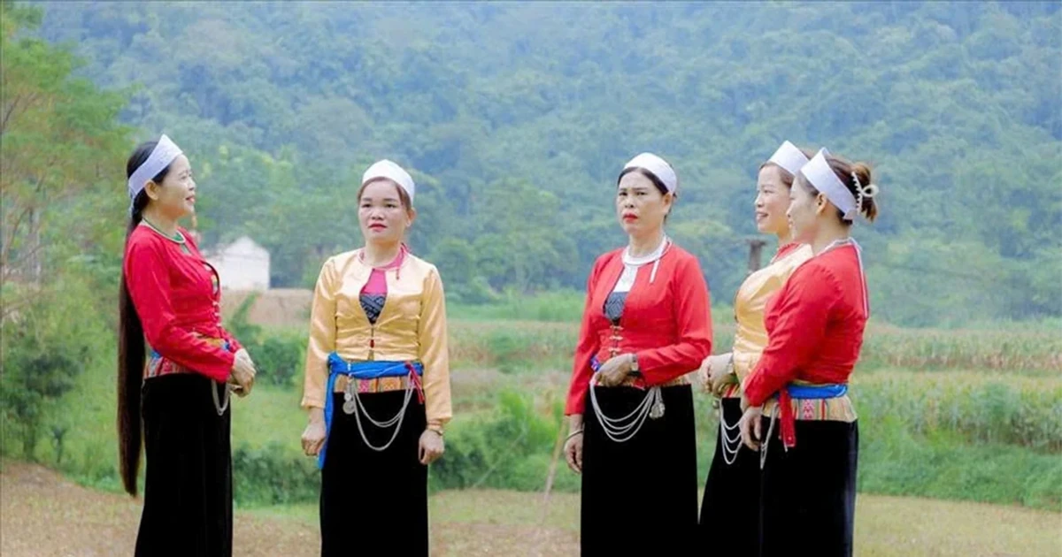 Bản Mường ngân vang làn điệu Thường Rang, Bộ mẹng