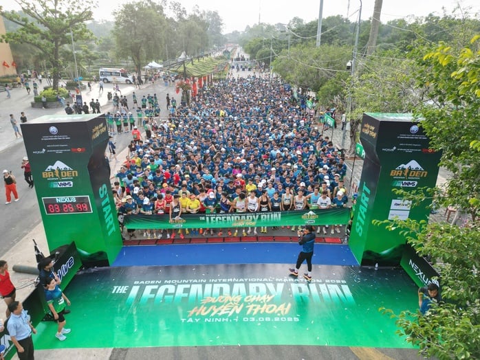 Ngày rộn ràng ở núi Bà Đen- Ảnh 1.