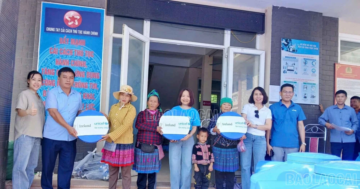 Tặng 836 bồn chứa nước cho người dân vùng cao bị ảnh hưởng bởi hoàn lưu bão Yagi