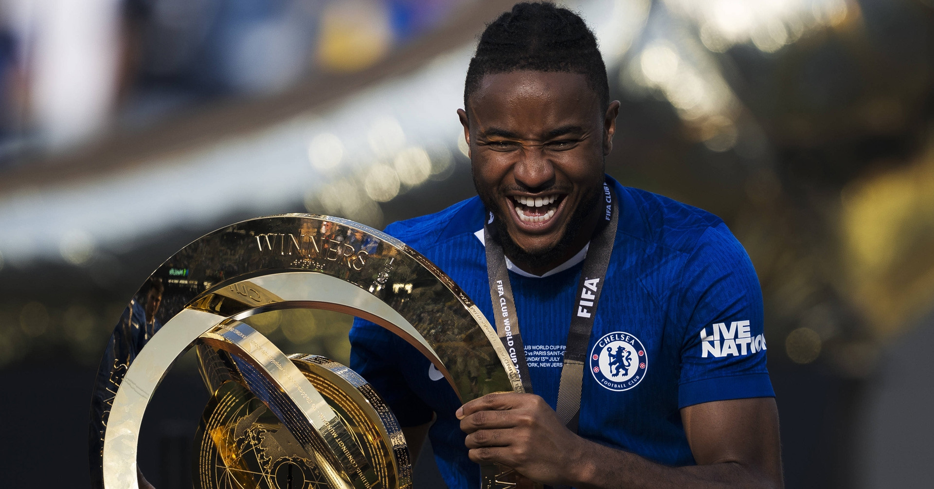 Tin tức về chuyển nhượng 2/8: MU chốt Nkunku, Man City ký Camavinga