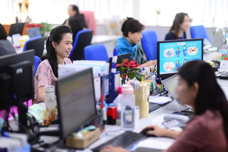 Chủ doanh nghiệp ở Việt Nam mong muốn nhân viên sử dụng AI để làm việc nhanh hơn- Ảnh 1.