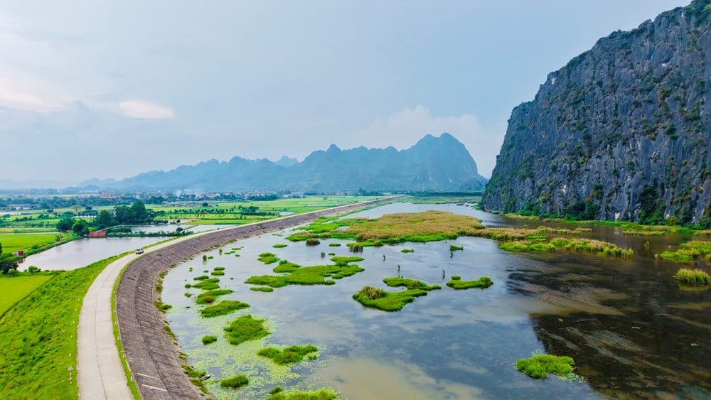 ទស្សនាផ្ទាំងគំនូរធម្មជាតិដ៏ធំបំផុតនៅវៀតណាម - រូបថត ៤