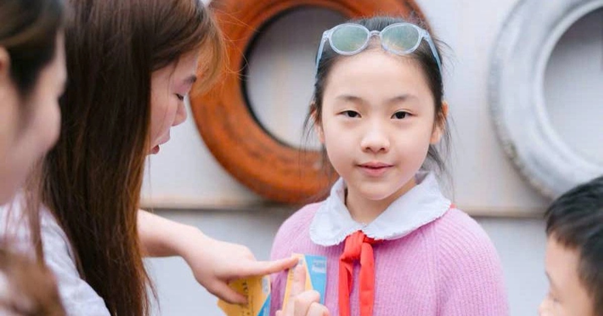 Cô bé 11 tuổi đạt IELTS 7.5 dù không đi học thêm: Bí quyết là gì?