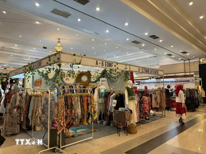 ttxvn-le-hoi-batik-2.jpg