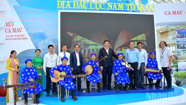 ndo_br_trien-lam-14-3258.jpg