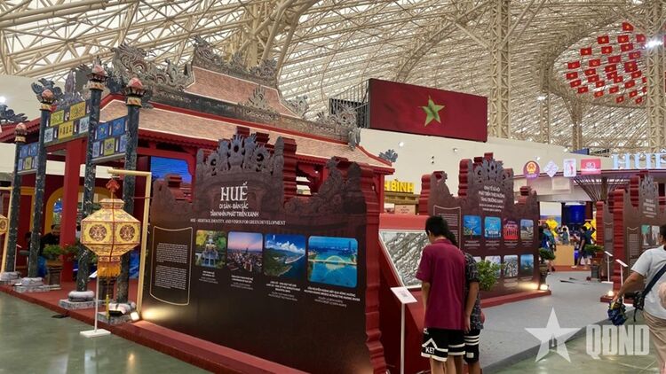 Khám phá văn hóa của 34 tỉnh thành tại Triển lãm thành tựu đất nước