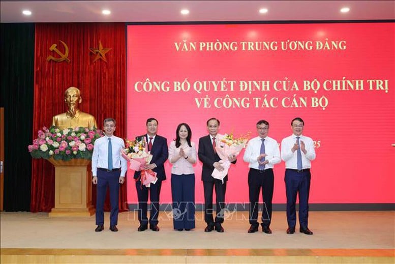 Đồng chí Phạm Gia Túc giữ chức Chánh Văn phòng Trung ương Đảng- Ảnh 4.