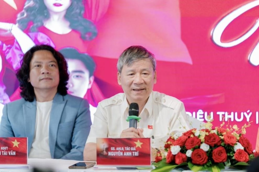 Sao mai Huyền Trang xúc động nhớ thời khó khăn khi bắt đầu ca hát - 2