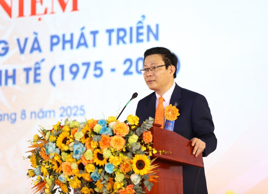 le-van-huy-hieu-truong-truong-dai-hoc-kinh-te-da-nang.jpg