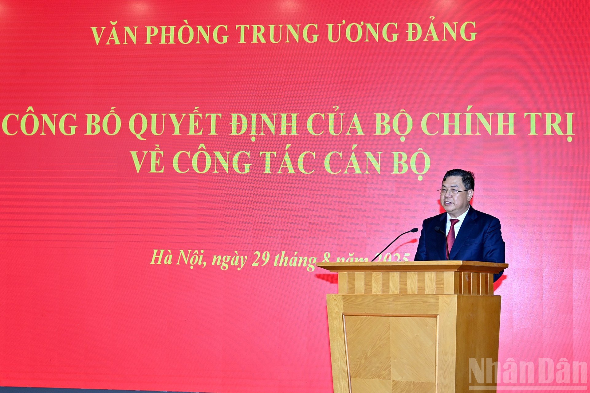 ndo_br_a6-bnd-6354.jpg