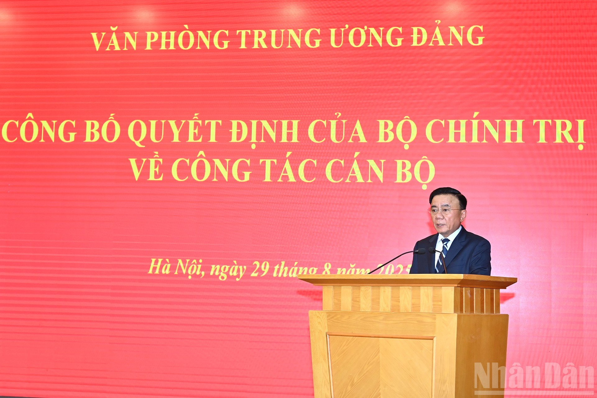 ndo_br_a5-bnd-6336.jpg