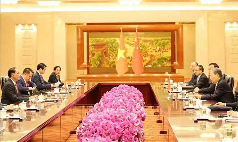 Phó Chủ tịch Quốc hội Trần Quang Phương hội kiến Ủy viên trưởng Nhân đại toàn quốc Trung Quốc Triệu Lạc Tế. (Nguồn: TTXVN)