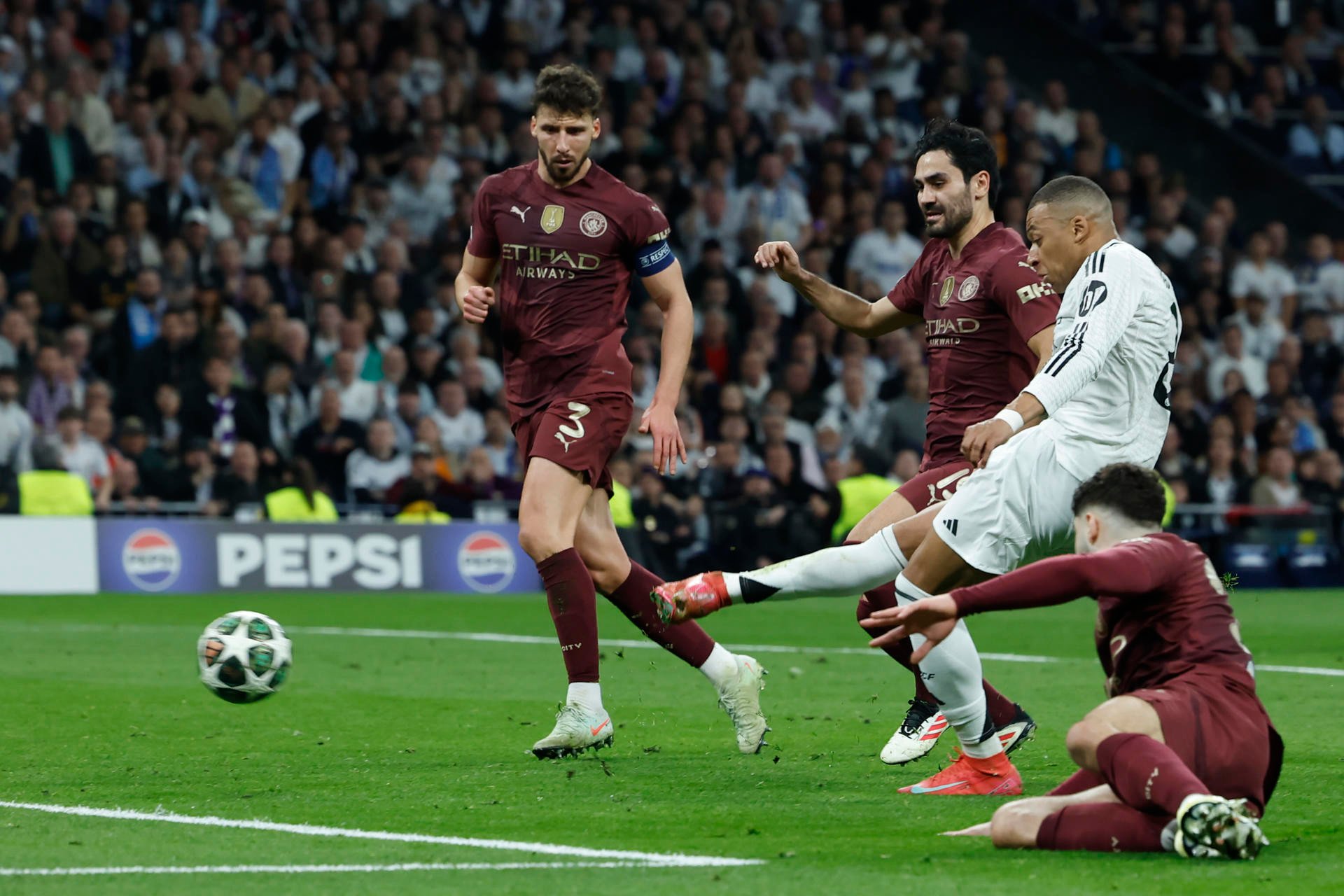 EFE Mbappe Real Madrid Man City.jpg