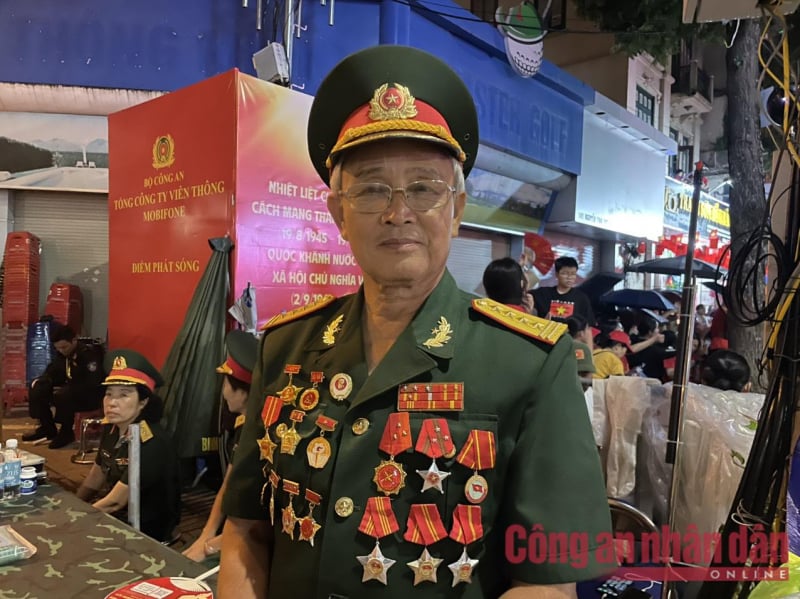 បេះដូង​រាប់​ពាន់​លោត​ដូច​ជា​មួយ សម្រាក​ជាមួយ A80 -0