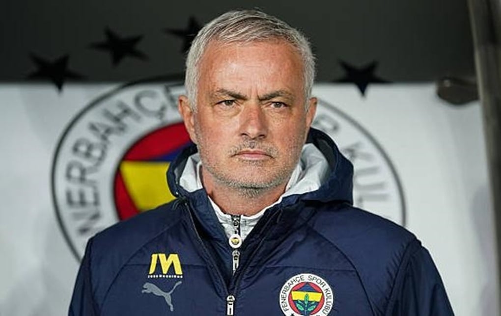Số tiền HLV Mourinho nhận được khi bị sa thải gây choáng váng - 2