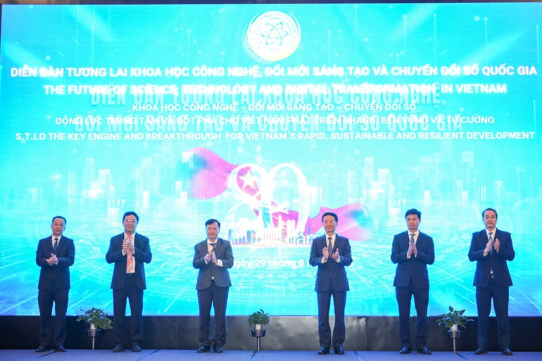 hoi-thao-b-khcnu-8501.jpg