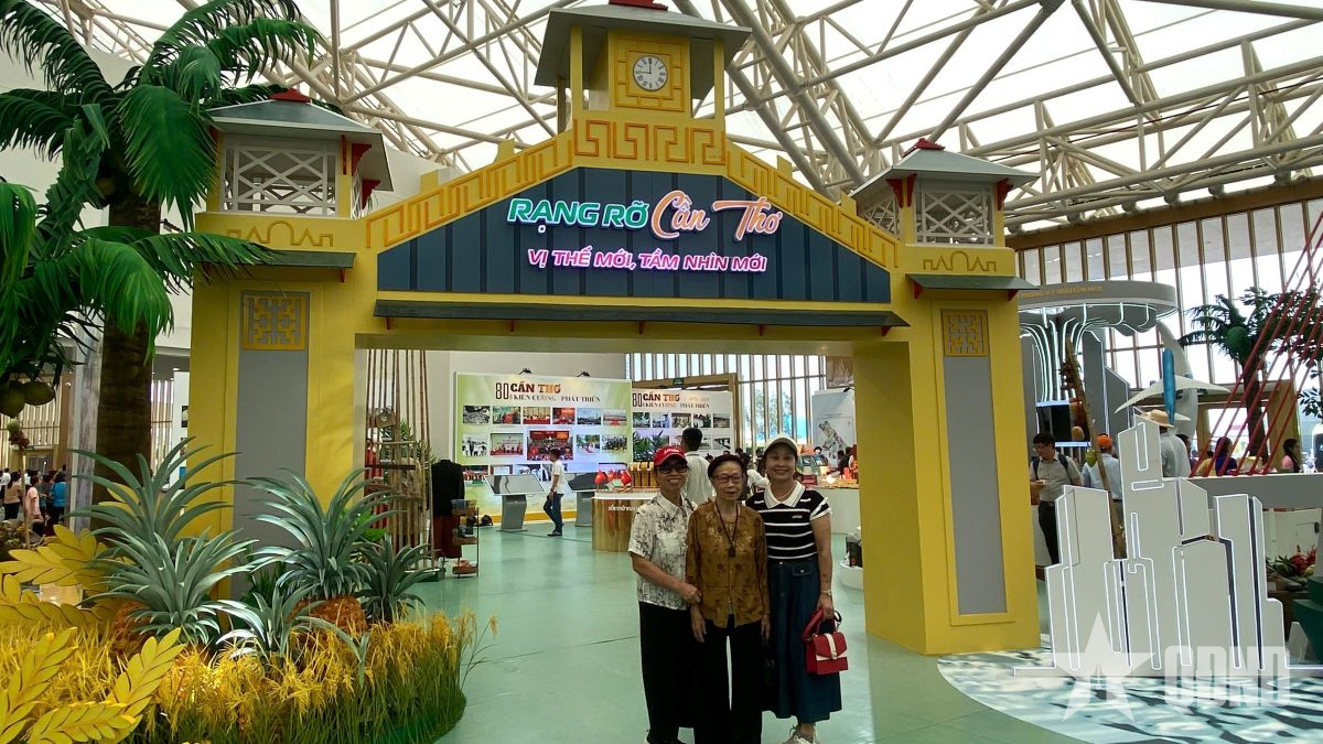 Khám phá văn hóa của 34 tỉnh thành tại Triển lãm thành tựu đất nước