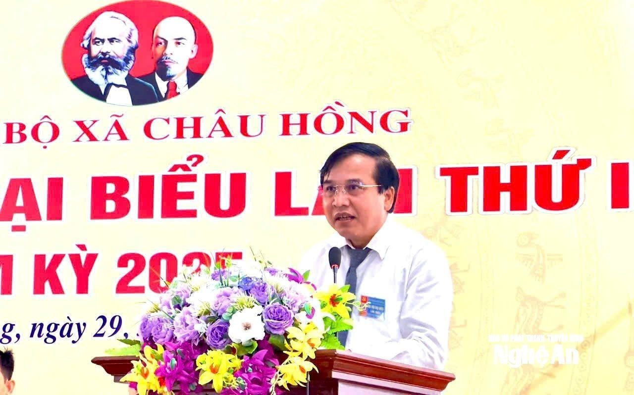 សុន្ទរកថានៅសភា។ រូបថត៖ Thu Huong។