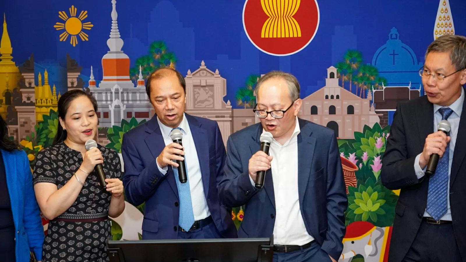Việt Nam tiếp nhận vai trò Chủ tịch luân phiên Ủy ban ASEAN tại Washington