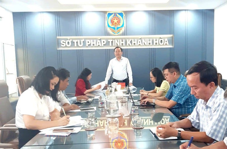 Đánh giá thí điểm hiệu quả công tác phổ biến, giáo dục pháp luật tại Khánh Hòa- Ảnh 1.