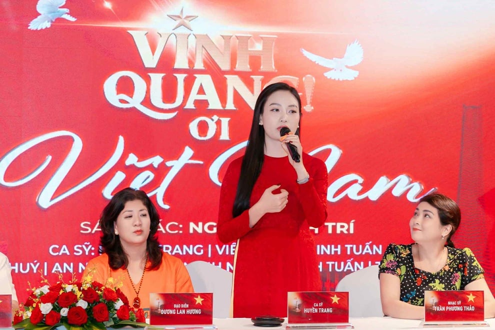 Sao mai Huyền Trang xúc động nhớ thời khó khăn khi bắt đầu ca hát - 3