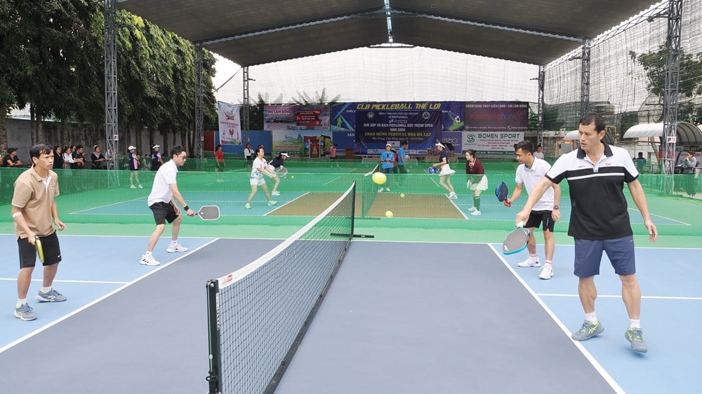 Usulan penambahan regulasi pendirian klub olahraga di kawasan permukiman untuk memenuhi kebutuhan masyarakat - foto 1