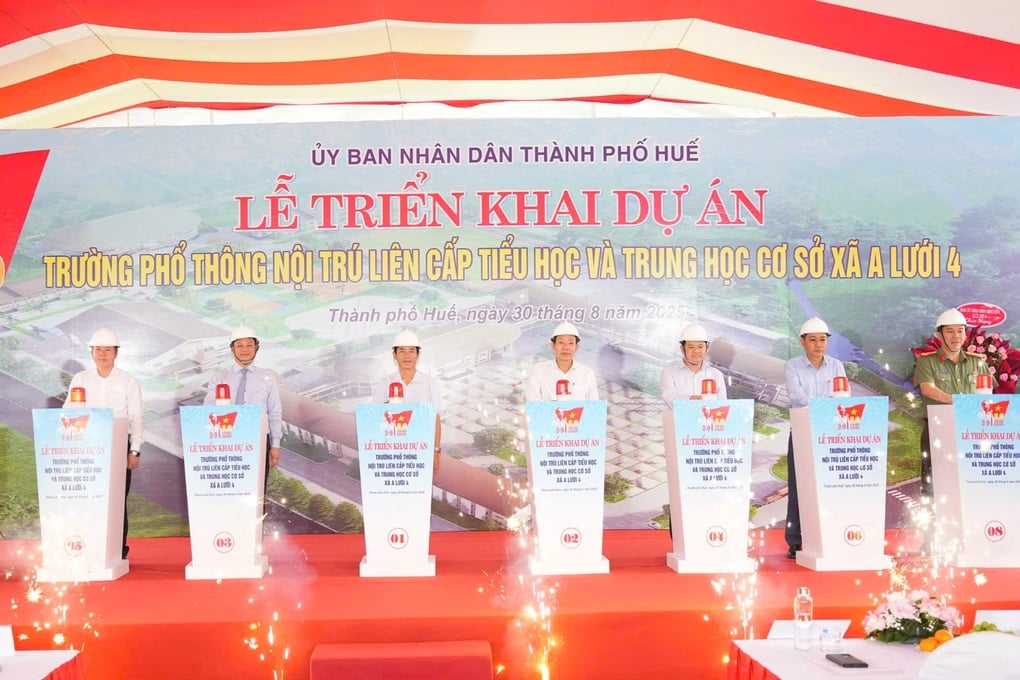 Huế xây dựng 2 trường nội trú liên cấp tại các xã miền núi A Lưới - 1