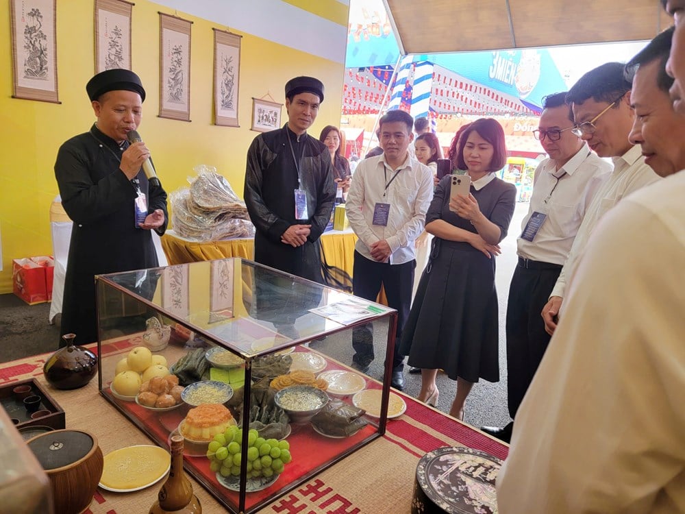 Bac Ninh bietet kostenlose Transportmöglichkeiten für Besucher der National Achievement Exhibition – Foto 1
