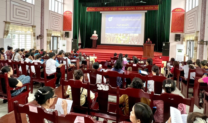 Bắc Ninh: Tập huấn kỹ năng chăm sóc, giáo dục, bảo vệ trẻ em cho hơn 1.200 hội viên, phụ nữ- Ảnh 1.