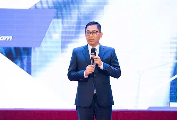 Dr. To Van Tuan(1).jpg