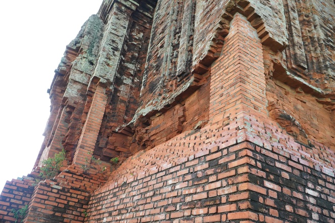 Gia Lai xây dựng đề án trùng tu ngôi tháp cổ gần 900 năm tuổi- Ảnh 17.
