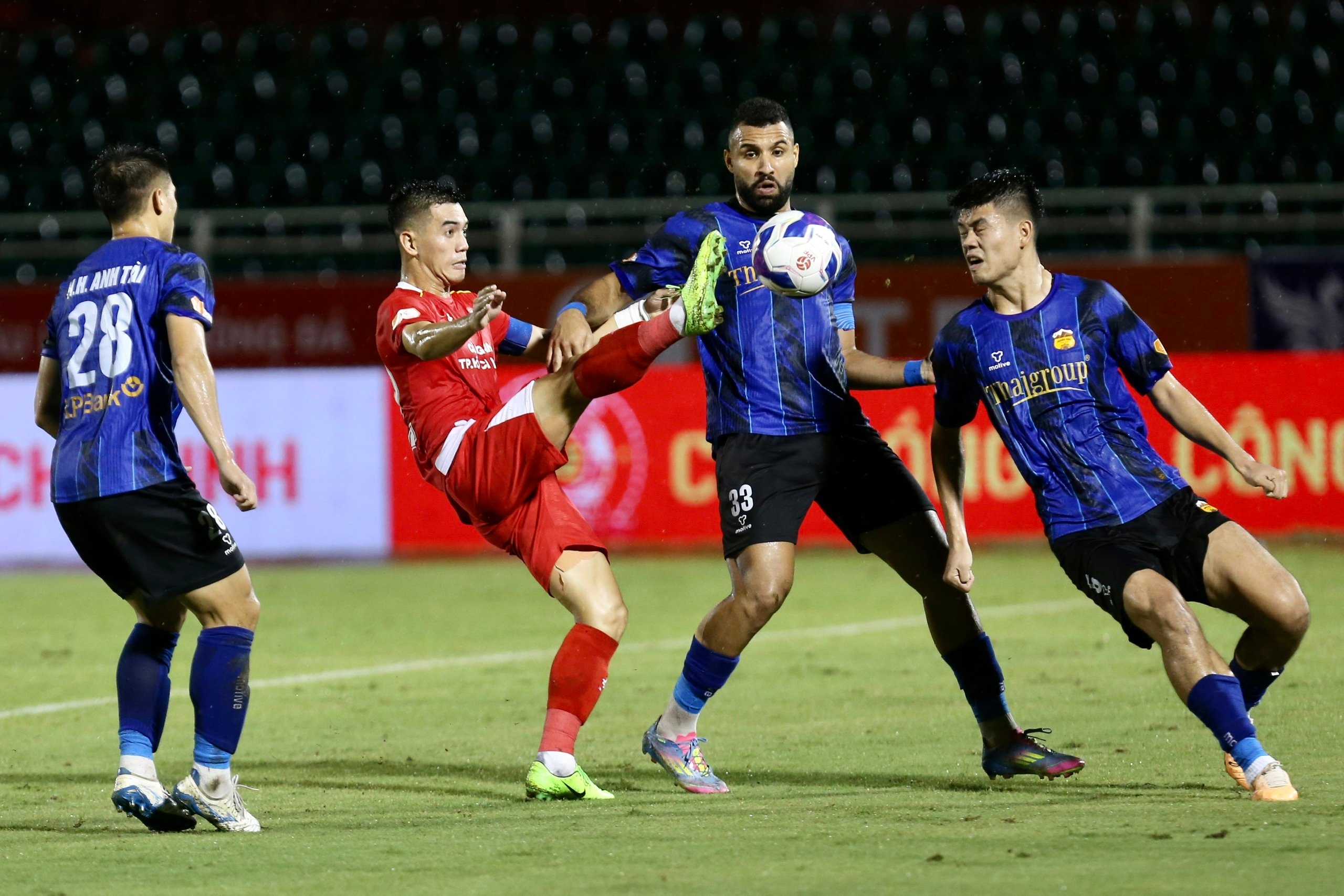 Tân binh Phạm Gia Hưng: Kỳ vọng tiếp bước đàn anh Tiến Linh ở đội tuyển Việt Nam- Ảnh 4.