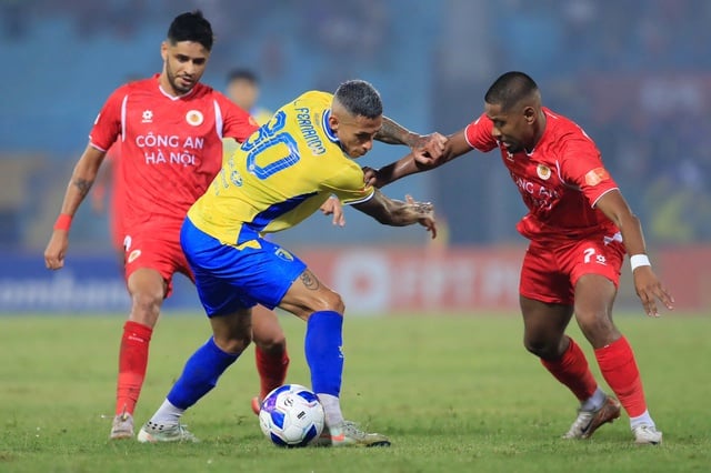 CLB Hà Nội lạc lõng trong nhóm ứng viên vô địch V-League- Ảnh 1.