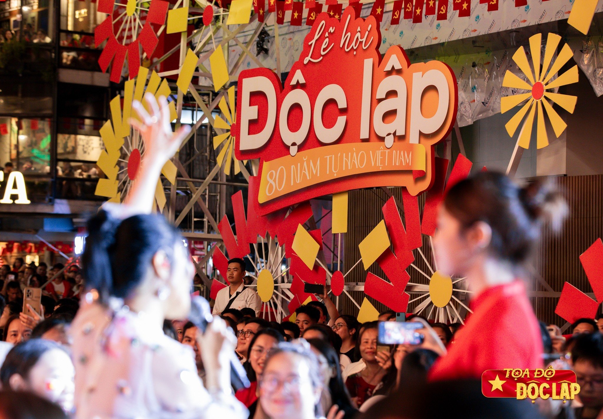 Le hoi Doc Lap anh 13